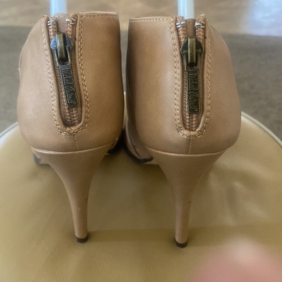 Womens Michael Antonio Sandals (Tan ) - Picture 3 of 11